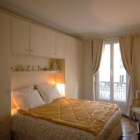 Two-Bedroom Apartment Champs-Elysees パリ エクステリア 写真