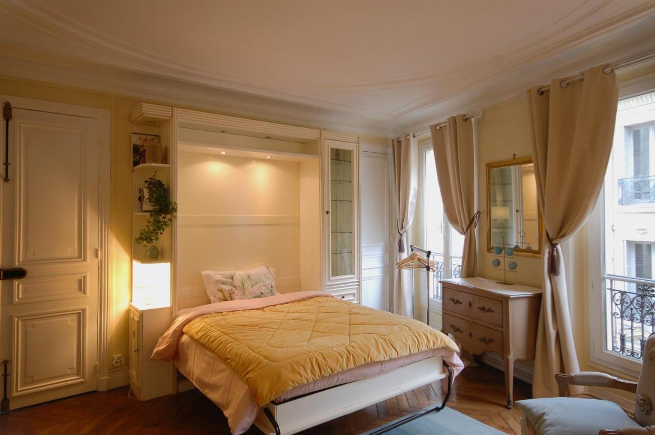 Two-Bedroom Apartment Champs-Elysees パリ エクステリア 写真